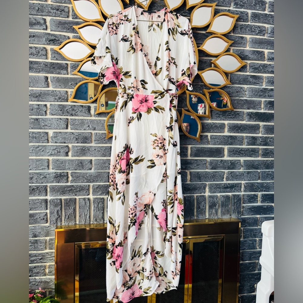 White and Pink Floral Maxi Dress - Picture 2 of 8